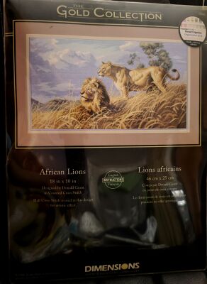 Dimensions 3866 African Lions